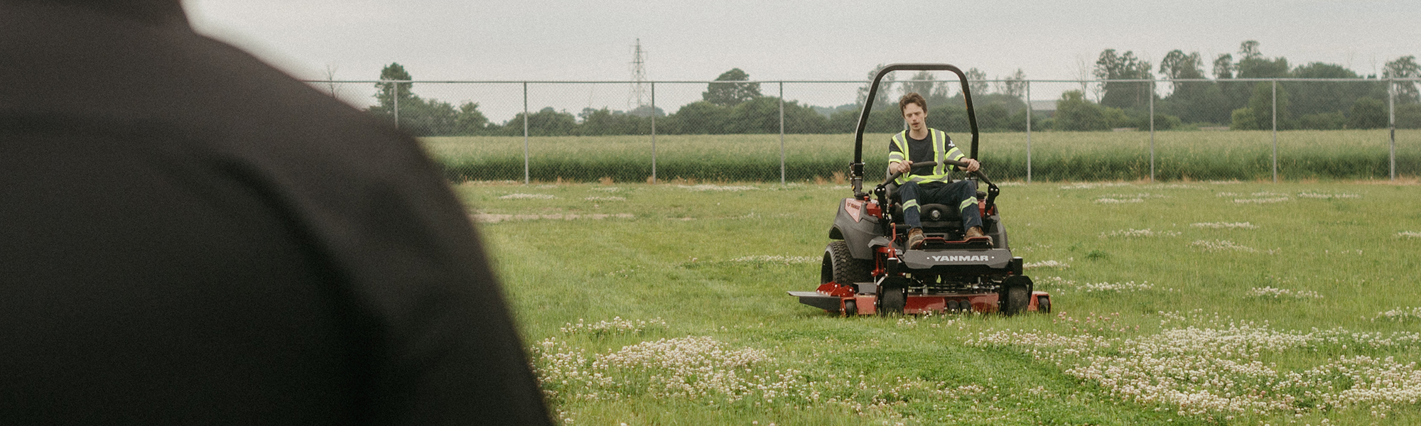  YANMAR ZERO-TURN MOWERS