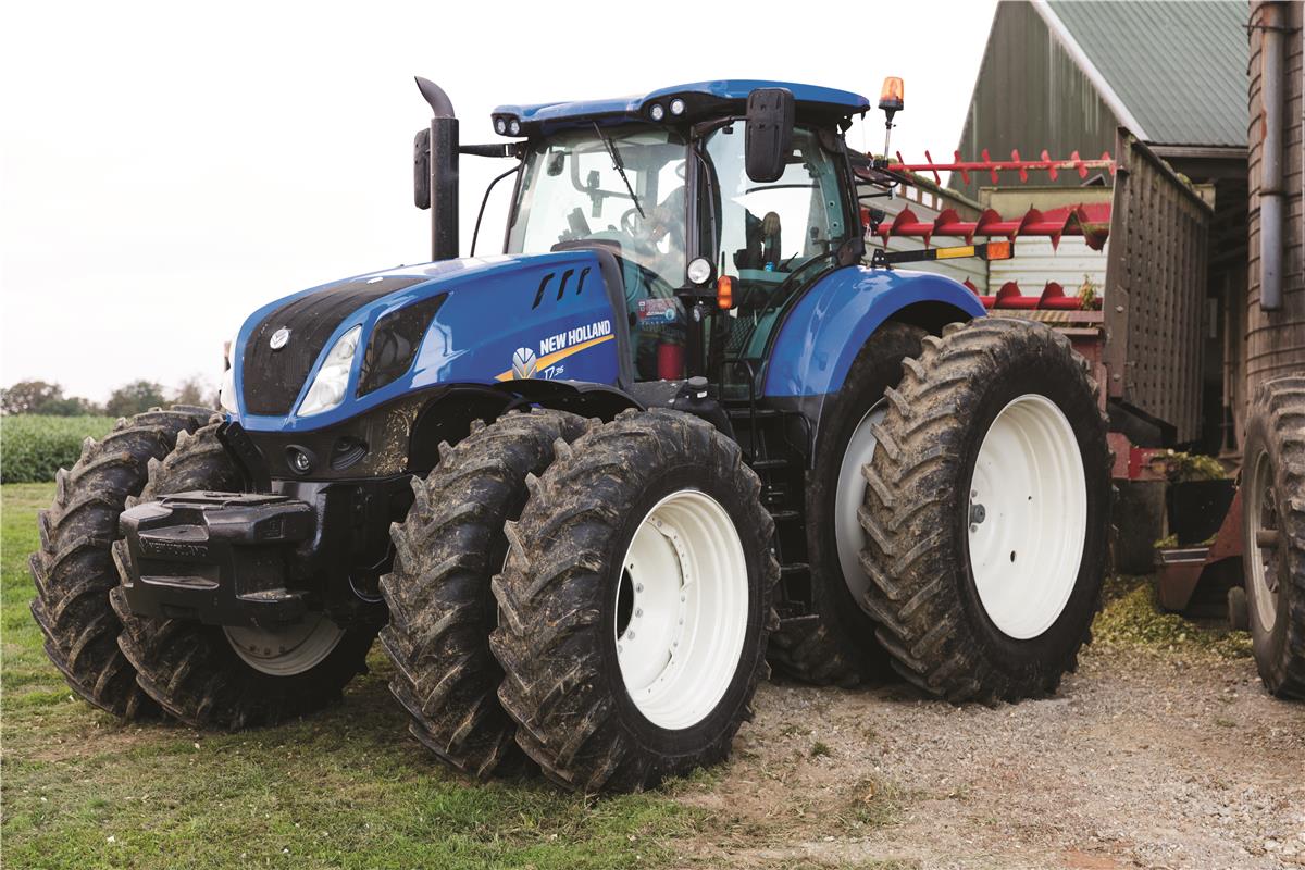 Tractors & Telehandlers